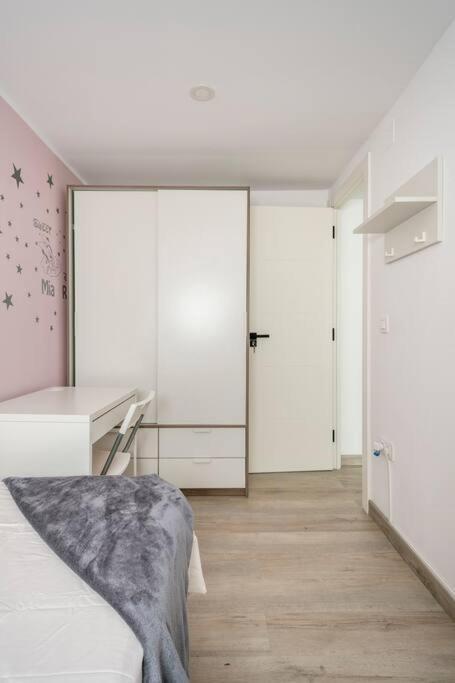 Habitaciones Bonitas Y Comodas ロスピタレート・デ・リョブレガート エクステリア 写真